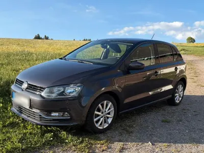 Gebraucht VW Polo Comfortline 90 PS (66 kW) 2015 Grau Kleinwagen