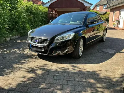 Gebraucht Volvo C70 Summum 177 PS (130 kW) 2013 Schwarz Cabrio
