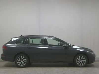 Usata VW Golf VIII Sound 116 CV (85 kW) 2023 Grigio Station wagon
