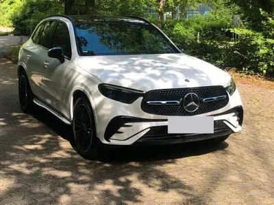 Gebraucht Mercedes GLC450 AMG line 367 PS (269 kW) 2024 Weiß SUV