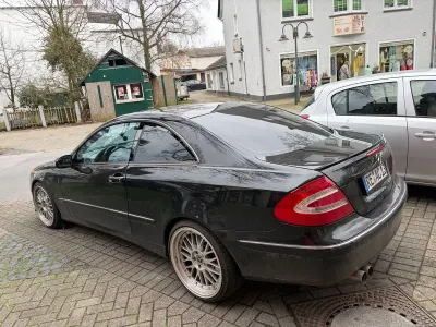 Gebraucht Mercedes CLK320 218 PS (160 kW) 2003 Schwarz Coupé