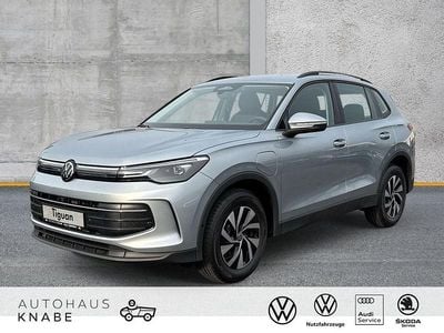 Außenfarbe: Gebraucht 2025 VW Tiguan Life SUV | 44.420 € (Fairer Preis)