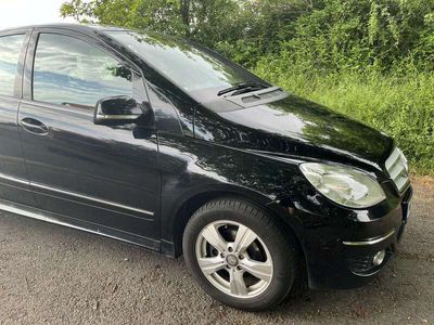Mercedes B150