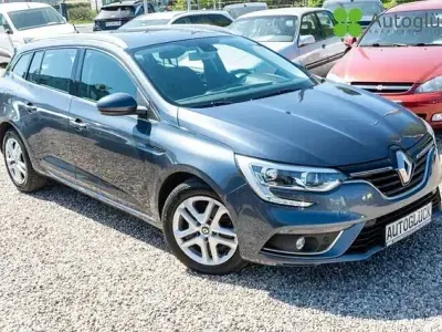 Gebraucht Renault Mégane IV Business 132 PS (97 kW) 2017 Andere Limousine