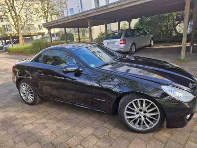 Gebraucht Mercedes SLK200 184 PS (135 kW) 2010 Schwarz Cabrio