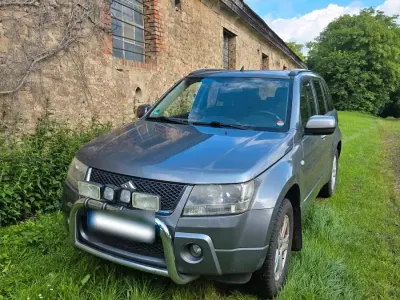 Gebraucht Suzuki Grand Vitara 140 PS (102 kW) 2005 Grau SUV