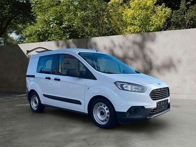Weiß Gebraucht 2020 Ford Transit Kombi | 12.500 € (Fairer Preis)
