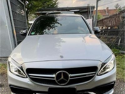 Mercedes C63 AMG