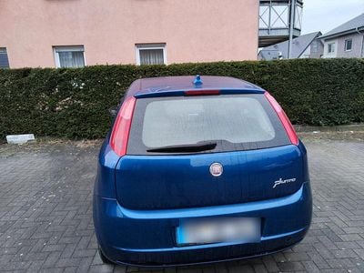 Gebraucht Fiat Grande Punto 65 PS (47 kW) 2008 Blau Kleinwagen