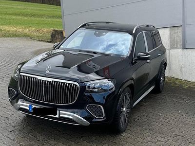 Gebraucht Mercedes GLS600 Maybach 557 PS (409 kW) 2024 Schwarz SUV