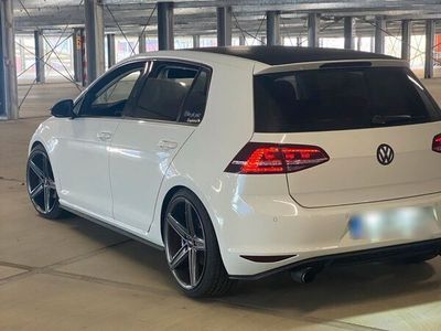 VW Golf VII