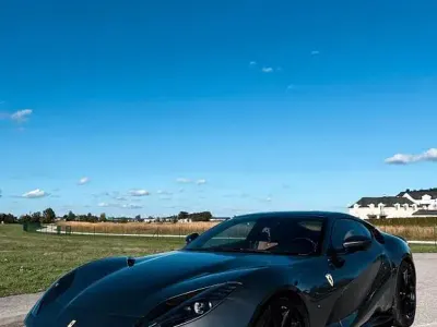 Second-hand Ferrari 812 795 CP (584 kW) 2020 Gri