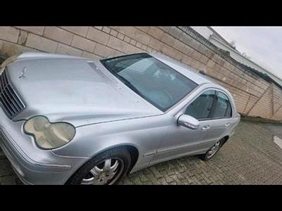 Mercedes C220