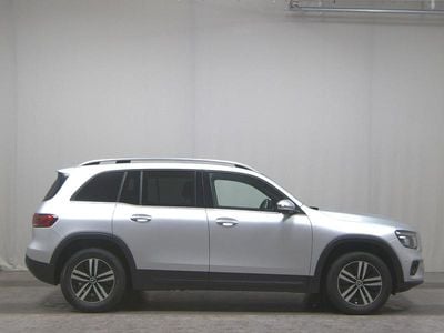 Mercedes GLB200