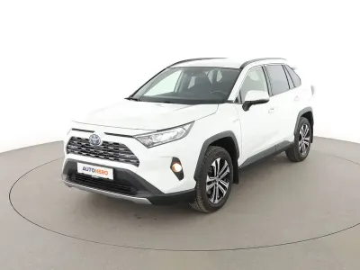 Gebraucht Toyota RAV4 Hybrid Club 120 PS (88 kW) 2019 Weiß SUV