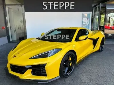 Gebraucht Corvette C8 644 PS (473 kW) 2025 Competition yellow tintcoat(gb Coupé