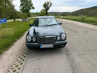 Gebraucht Mercedes E200