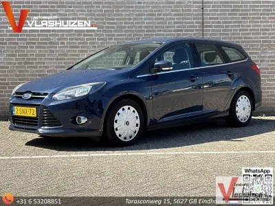 Gebraucht Ford Focus Titanium 105 PS (77 kW) 2013 Blau Kombi