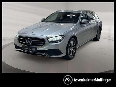 Gebraucht Mercedes E220 Avantgarde 200 PS (147 kW) 2022 Metalliclack hightechsilber Kombi