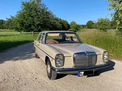 Gebraucht Mercedes W114 120 PS (88 kW) 1969 Beige Limousine
