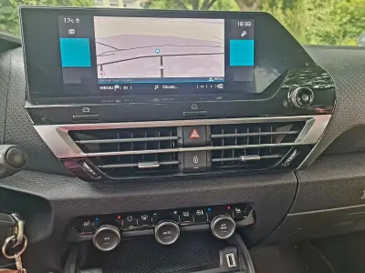 Gebraucht Citroën C4 PureTech 131 PS (96 kW) 2022 Silber Limousine