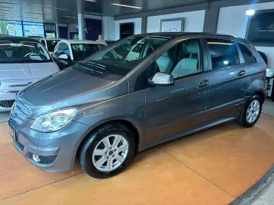 Gebraucht Mercedes B160 95 PS (69 kW) 2009 Grau Kleinwagen