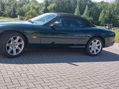 Jaguar XK8