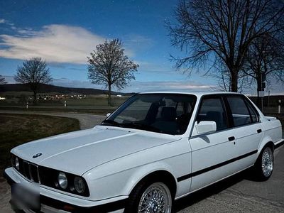 Gebraucht BMW 316 102 PS (75 kW) 1989 Weiß Limousine