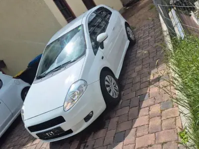 Gebraucht Fiat Punto Emotion 95 PS (69 kW) 2007 Weiß Kleinwagen