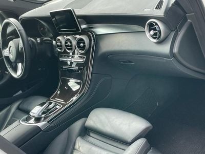Mercedes GLC220