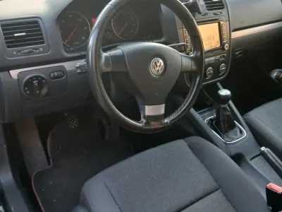 Gebraucht VW Golf V 105 PS (77 kW) 2006 Schwarz Kleinwagen