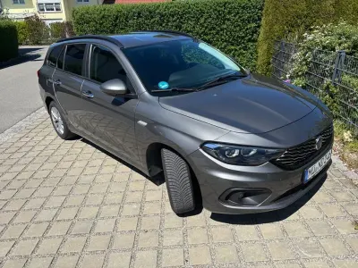 Usata Fiat Tipo Lounge 95 CV (69 kW) 2016 Grigio Berlina