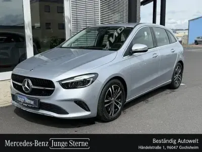 Gebraucht Mercedes B200 Progressive 150 PS (110 kW) 2025 Lack hightechsilber Kleinwagen