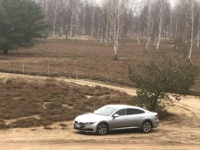 Gebraucht VW Arteon 239 PS (175 kW) 2017 Silber Kleinwagen