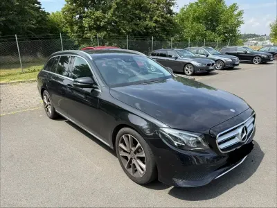 Gebraucht Mercedes E220 194 PS (142 kW) 2017 Schwarz Kombi