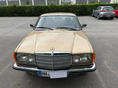 Gebraucht Mercedes 230 136 PS (100 kW) 1982 Gold Coupé