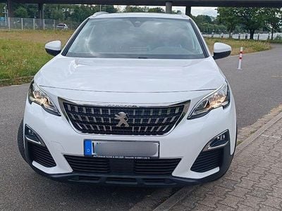 Second-hand Peugeot 3008 Access 131 CP (96 kW) 2017 Alb SUV