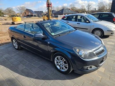 Gebraucht Opel Astra Cabriolet 116 PS (85 kW) 2009 Grau Cabrio