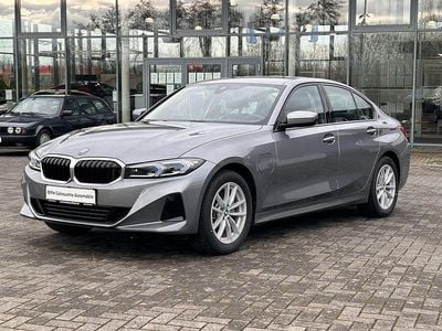 Gebraucht BMW 330e Comfort Edition 292 PS (214 kW) 2023 Skyscraper grau (metallic) Limousine