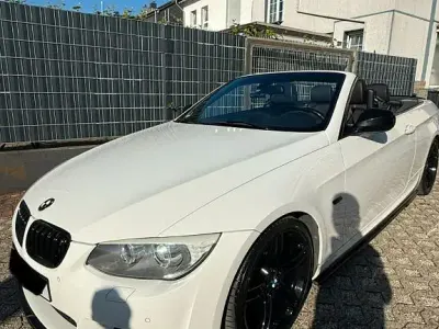 Gebraucht BMW 330 Cabriolet Performance 245 PS (180 kW) 2013 Weiß Cabrio
