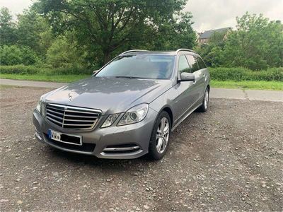 Mercedes E220