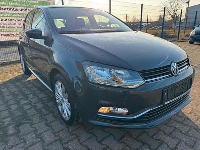 Grau Gebraucht 2017 VW Polo Comfortline Limousine | 8.950 € (Guter Preis)