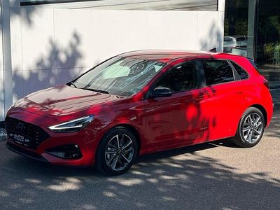 Gebraucht Hyundai i30 Advantage 101 PS (74 kW) 2024 Rot Limousine