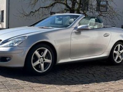 Usata Mercedes SLK200 163 CV (119 kW) 2008 Argento Cabrio