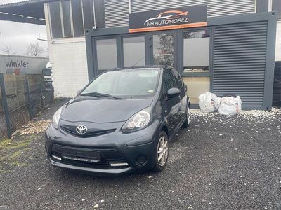 Usata Toyota Aygo Cool 68 CV (50 kW) 2013 Grigio Utilitaria