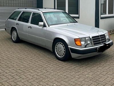 Gebraucht Mercedes E320 220 PS (161 kW) 1992 Silber Kombi