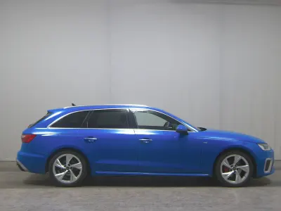 Gebraucht Audi A4 S-Line 204 PS (150 kW) 2022 Blau Kombi