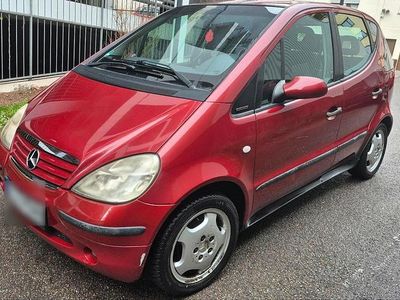 Gebraucht Mercedes A160 102 PS (75 kW) 2000 Rot Kleinwagen