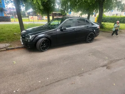 Gebraucht Mercedes 220 2009 Schwarz Limousine