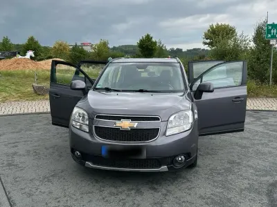 Gebraucht Chevrolet Orlando 163 PS (119 kW) 2012 Grau Van / Kleinbus